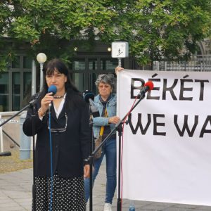 Teremtsük meg függetlenségünket, kövessünk semleges politikát!