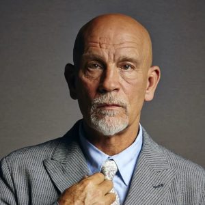 BUDAPESTEN LÉP FEL JOHN MALKOVICH