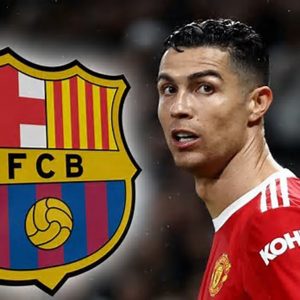 Bombameglepetés Ronaldo Barcelonában is kiköthet!