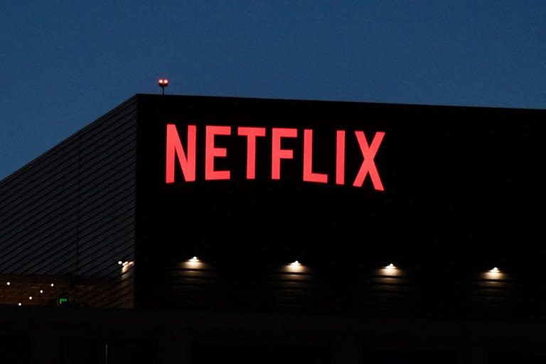 Majdnem egymillió előfizetőt veszített a Netflix