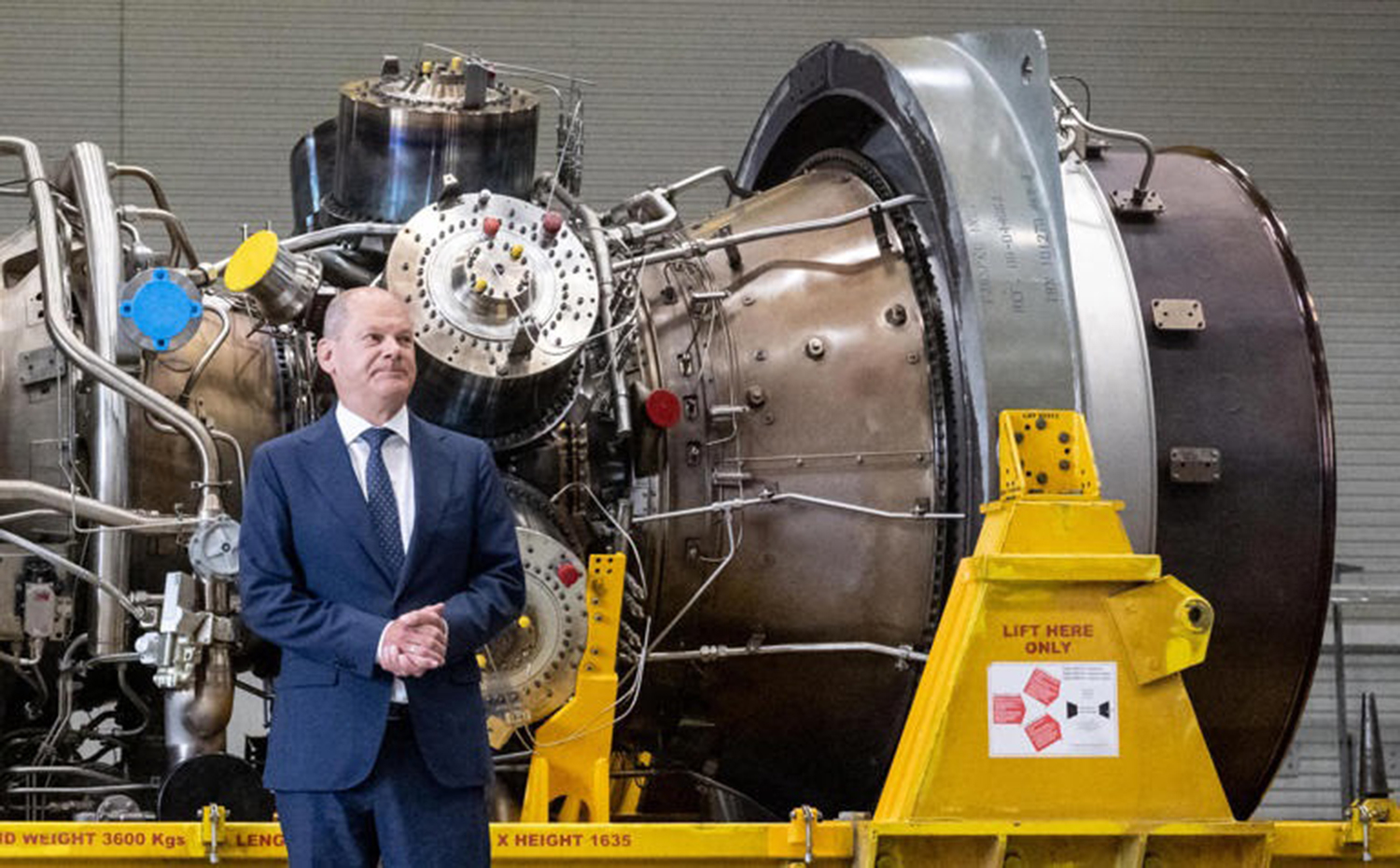 Kész a turbina, a német kancellár szerint az oroszok nem tarthatják vissza tovább a gázt