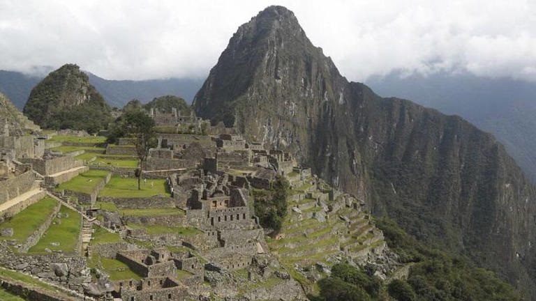 Machu Picchu a turisták és a helyiek is elégedetlenek