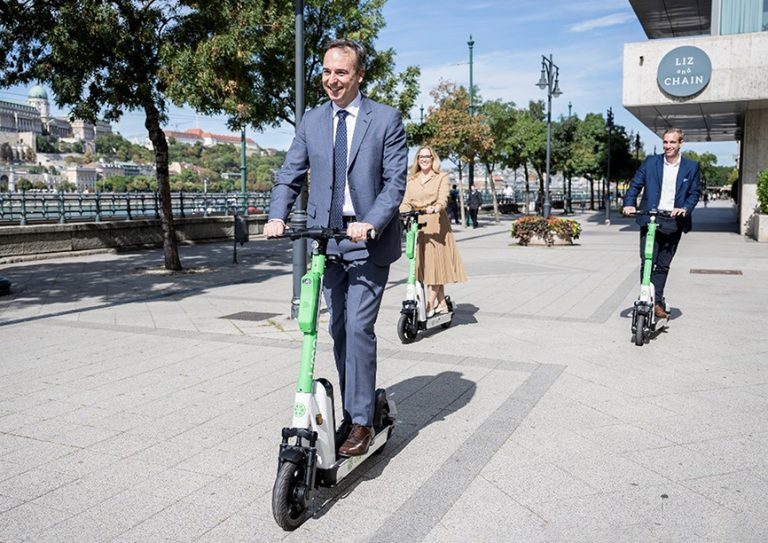 Ugye, nem vesszük be a médiatrükköket, vagy mégis