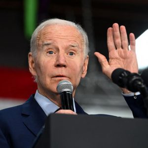 Biden Fel fogjuk szabadítani Iránt