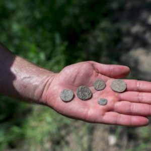 Hiánytalanul megvan a mohácsi ezüstpénzlelet, jövőre kiállításon mutatják be