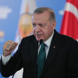 Erdogan eltörölte a nyugdíjkorhatárt