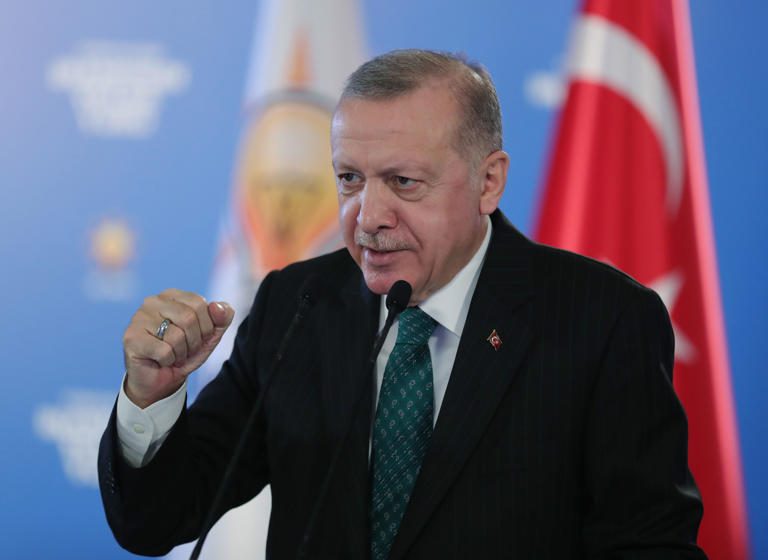 Erdogan eltörölte a nyugdíjkorhatárt