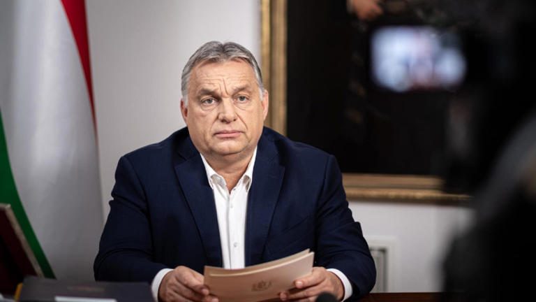 Orbán szankciós benzinárról beszélt, Gyurcsányék támadták, most visszahoznák az ársapkát, a jobbos elemző kiakadt