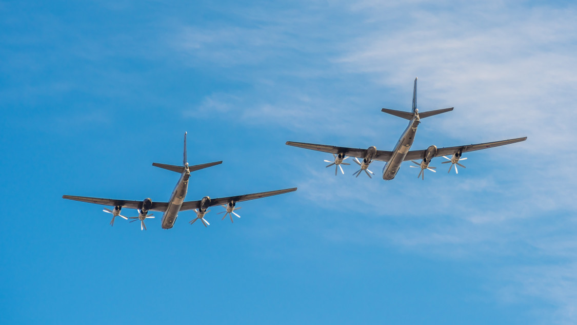 Videóra vették, ahogy elindítja egy orosz bombázó a rettegett, H-101-es cirkálórakétát Ukrajna felé