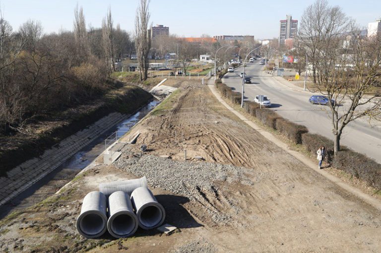 Megkezdődött a pécsi víziközmű-hálózat fejlesztése