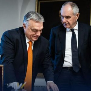 Orbán Viktor megvédjük a magyarországi településeket