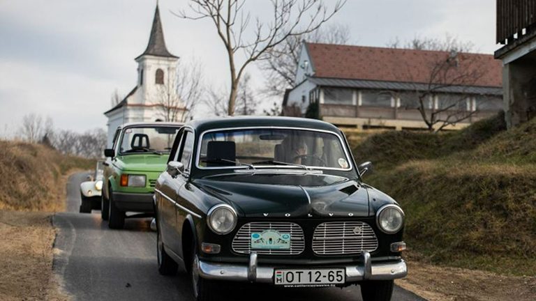 Balatonlellén nyitott szezont a Somogyi Veterán Járműbarátok Egyesülete