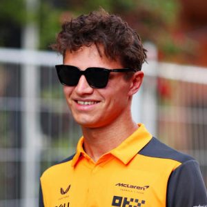 Lázadnak az F1-es versenyzők az FIA új szabálya miatt