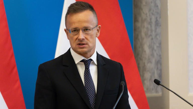 Szijjártó Péter Ez Magyarország szuveneritásával szembeni támadásnak minősül