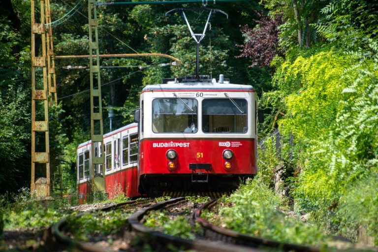 Hamarosan újraindul a felújított fogaskerekű