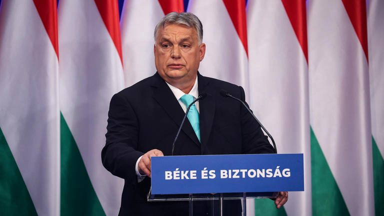 Nagy meglepetést szerzett Orbán Viktor, Olaszországban kapták lencsevégre