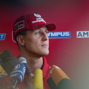 Rabként él Michael Schumacher felesége Eddie Jordan szerint