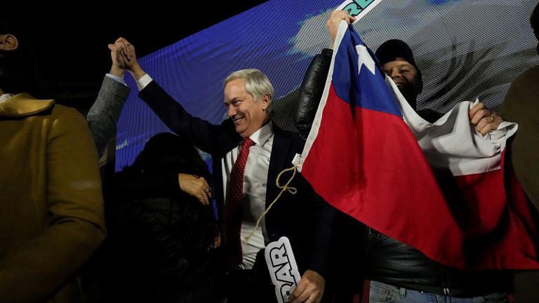 A jobboldal írhatja újra Chile alkotmányát