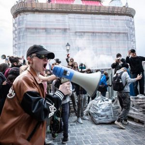 Kifullad a liberális ellenzék