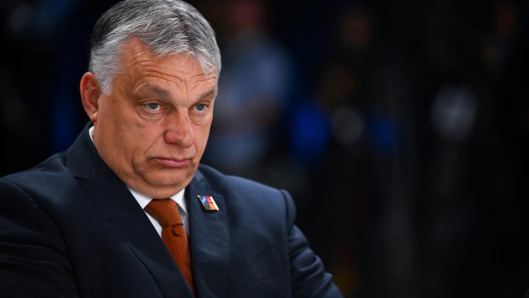 Lengyel tábornok Ha Orbán Viktor tovább zsarolja a NATO-t, Magyarországot ki kell zárni