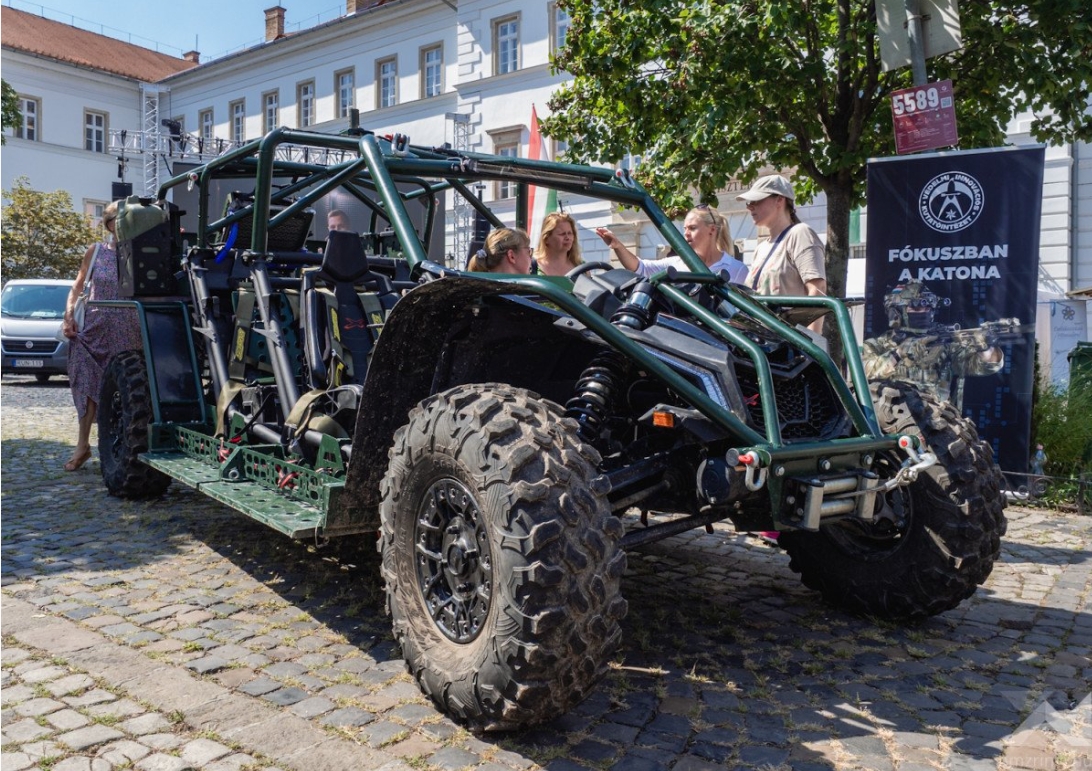 A Kapisztrán teret is meghódították