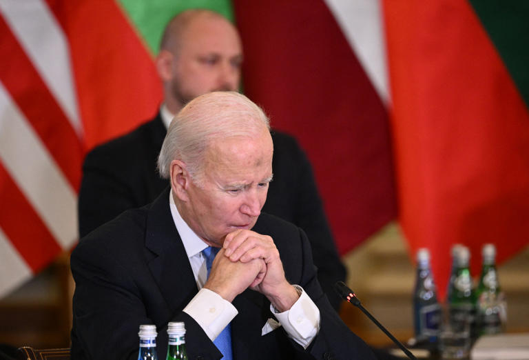 Joe Biden nemzetbiztonsági érdekekre hivatkozva tiltotta meg az amerikai cégeknek a kínai tech-befektetéseket