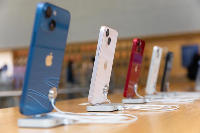 Franciaország leállította az iPhone 12 értékesítését a magas sugárzási szint miatt