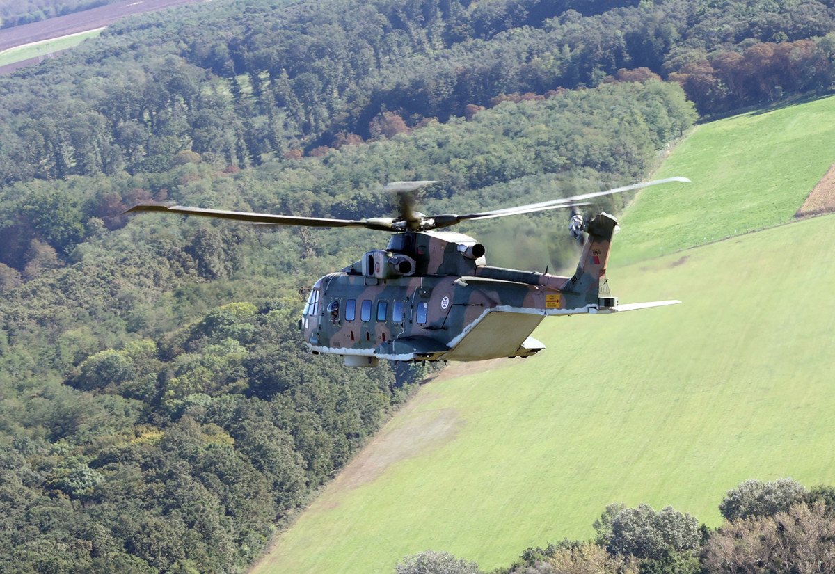 Helikopter harcászati képzés a Dunántúlon