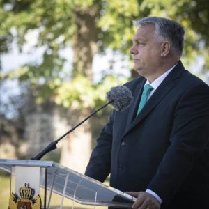 Orbán Viktor Georgiából üzent az EU-nak