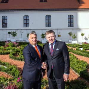 Politico: Orbán Viktor és Robert Fico „szemtelenül trollkodnak” az uniós diplomaták szerint