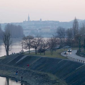 Rákkeltő anyagok lepik el az óbudai Duna-partot