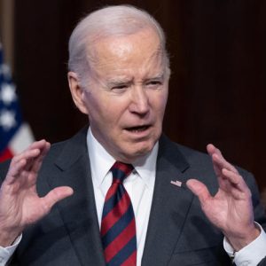 Joe Biden lépett, nyílt sisakkal szállt bele Donald Trumpba