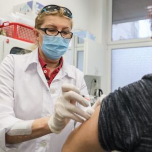 Már kérhetjük az orvostól az influenza elleni ingyenes vakcinát