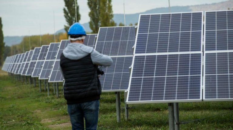 Naperőmű: 1200 nap kellett Péterffyéknek a beindításhoz