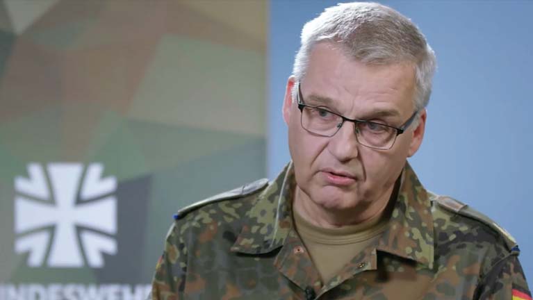 Bundeswehr: az győz, aki anyagi eszközökkel tovább bírja