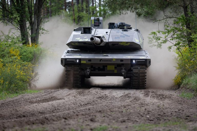 Zalaegerszegen fejlesztik a Rheinmetall KF51 Panther harckocsiját