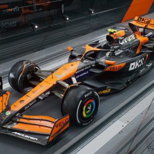 A McLaren az első Forma-1-es csapat, mely bemutatta 2024-es autója festését!