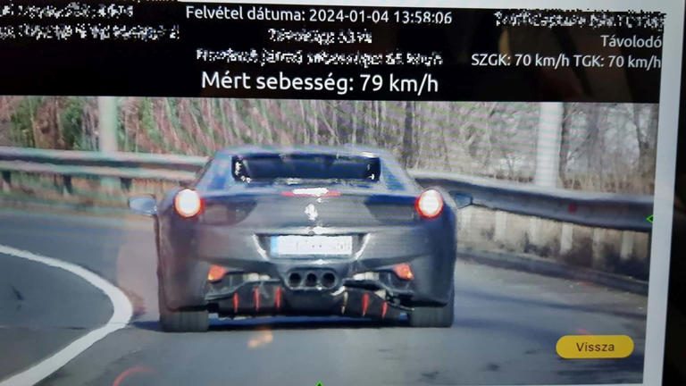 226 km/órával száguldó Ferrarit mértek be Nógrád vármegyében