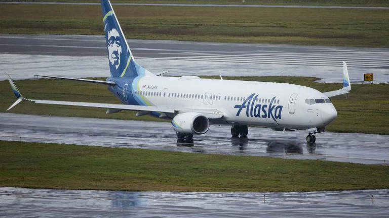 Majdnem kizuhant egy gyerek az Alaska Airlines gépéből - nem szállhatnak fel a Boeing 737 Max 9-esek