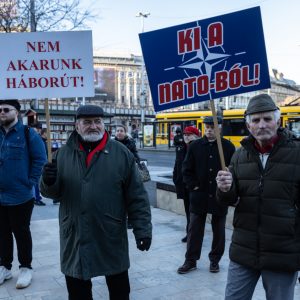 Meddig tűrjük, hogy az icike-picike Lettország belesodorjon minket egy nagy háborúba