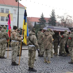 Háború: Megszaporodtak a katonatemetések Kárpátalján