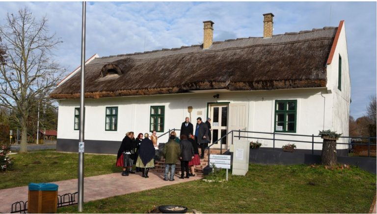 Lelket és életet hozott a balatoni majorságba a felújítás