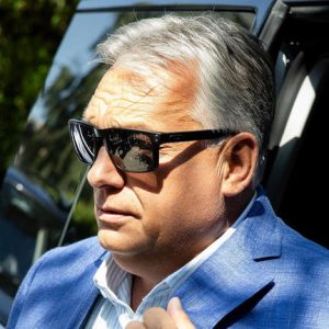 Nem akármilyen lépésre szánta el magát Orbán Viktor Azahriah miatt