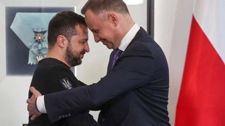 Duda: a Krím nem lesz ukrán