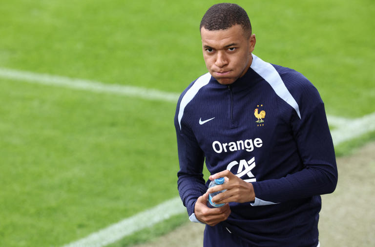 Mbappé szerint „szörnyű” a helyzet Franciaországban