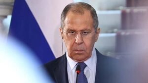 Lavrov: Megegyezés vagy jön a szakadék