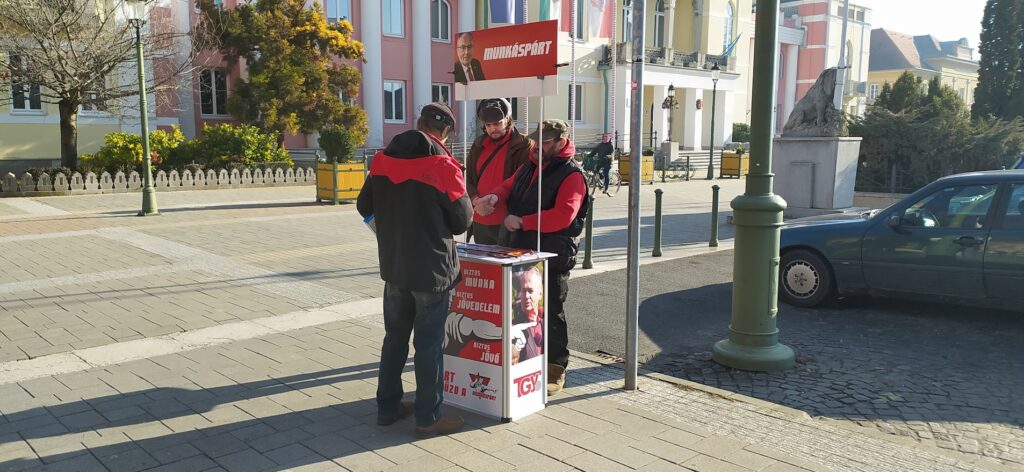 Mindent el kell követni a kormányoknak és az országok népeinek, hogy mihamarabb tűzszünet, majd teljes fegyvernyugvás legyen Európában!