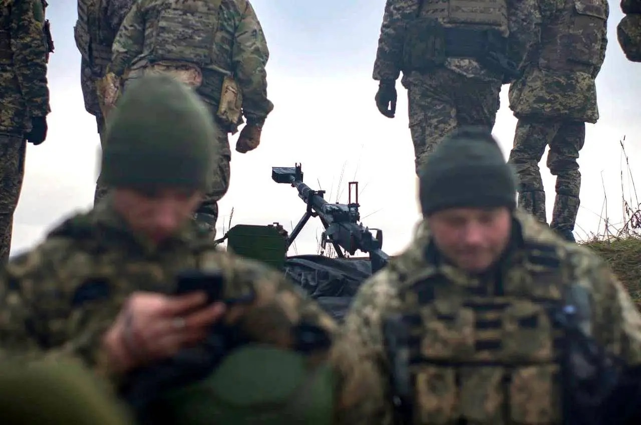 Újabb három hónapig marad a hadiállapot és a mozgósítás Ukrajnában