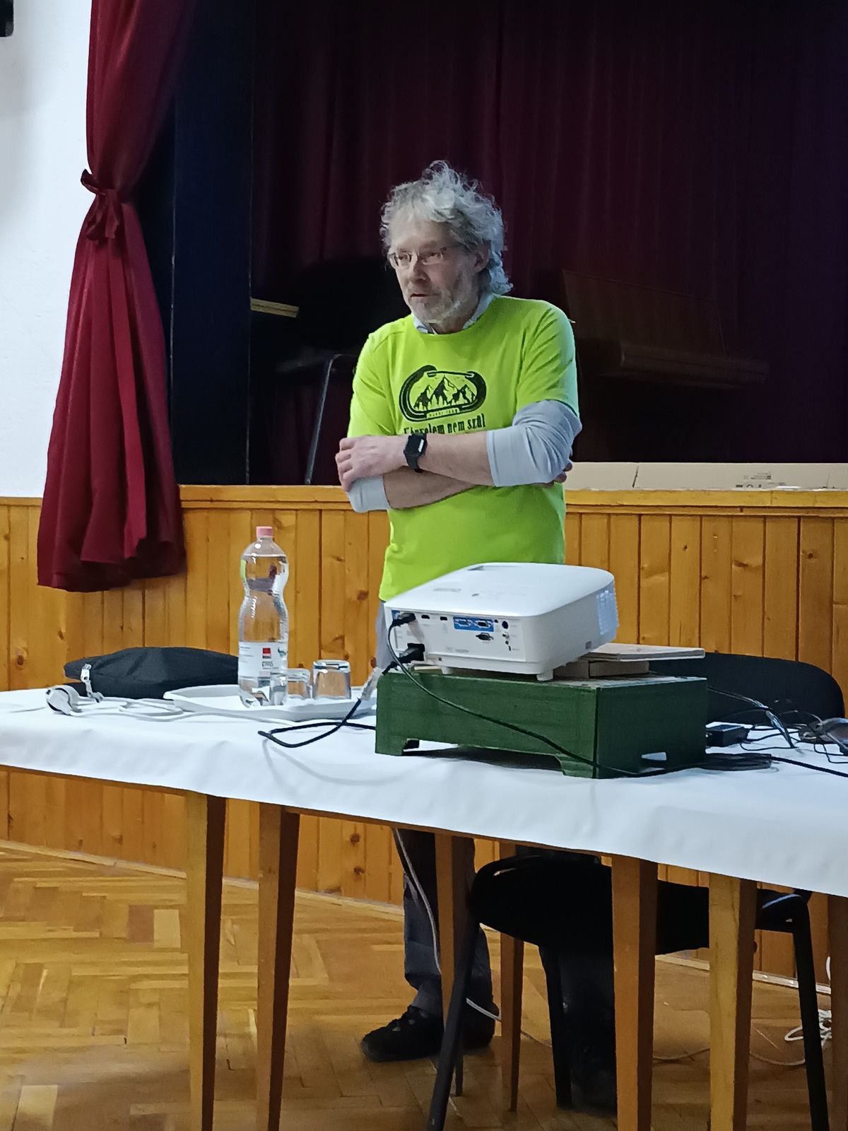 Kontár Nándor regölyi előadásában a hegymászás szenvedély adta örömről is beszélt Fotó: Horgosné Freizinger Tímea