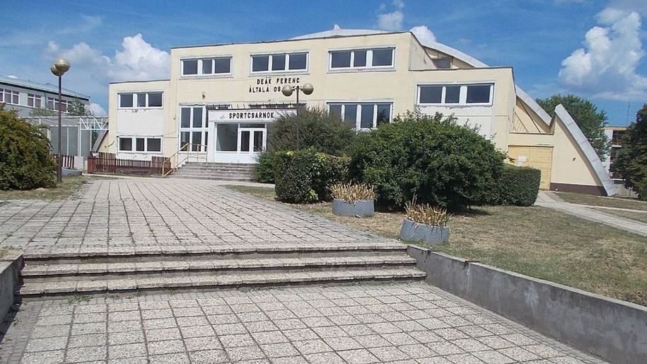 Mi lesz a barcsi sportcsarnokkal?